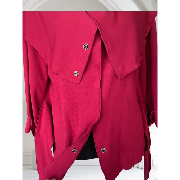 CHADWICKS COLLECTION Women’s Top Maroon Tie Belt Snap Front - Picture 6 of 9